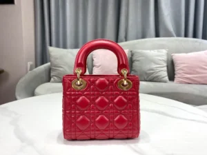 Cherry Red Sheepskin Size: 17cm Chain 120cm Model: C1004 - 图片 6