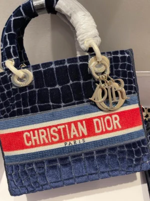 Lady D-Lite 5-panel embroidery Size: 24 x 20 x 11 cm - 图片 6