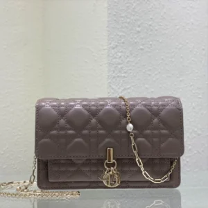 Lady Dior clutch bag Ref: 3105 Size: 19.5 x 12.5 x 5 cm