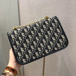 Classic Letter Chain Bag Size :24cm - 图片 7