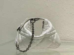 Caro Tulip Handbag Size: 25 x 16 x 2.5 cm - 图片 5