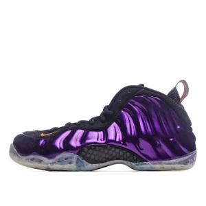 Nike Air Foamposite one  紫