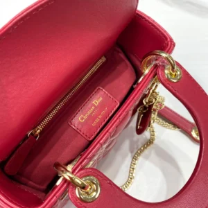 Cherry Red Sheepskin Size: 17cm Chain 120cm Model: C1004 - 图片 8