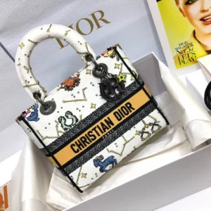 Lady D-Lite Tanabata 5-panel embroidery Size: 24 x 20 x 11 cm