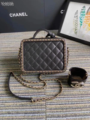 Chane Vanity case Vintage Cosmetic Bag Model: 93343 Size: 21cm - 图片 6