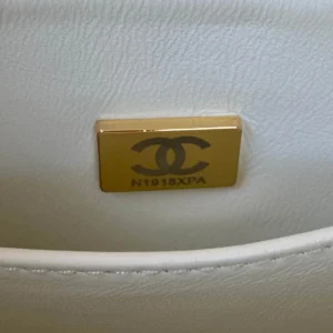 Chane key case size: 17X14.5X7.5cm - 图片 8