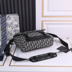 DiorExplorer Messenger Bag Size:31*21*8cm Model CD-1060 - 图片 9