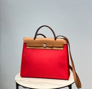 Casual bag Size: 31cm