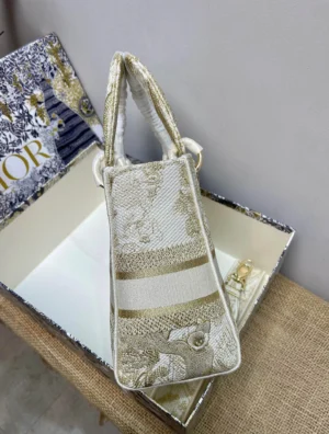 Lady D-Lite 5 compartment embroidery Size: 24 x 20 x 11cm - 图片 8