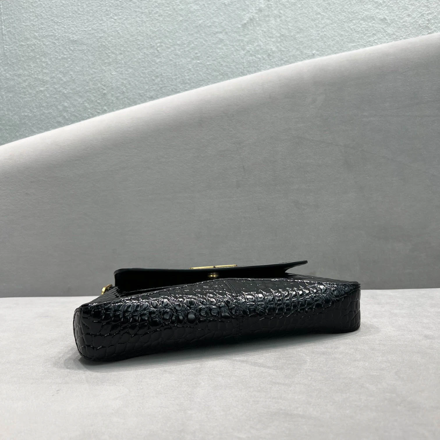 iee239900385704f0f1678056ba5d98e5