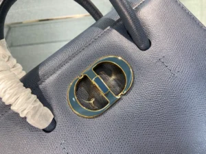 30 Montaigne Product Range Size 25x19x12cm - 图片 9