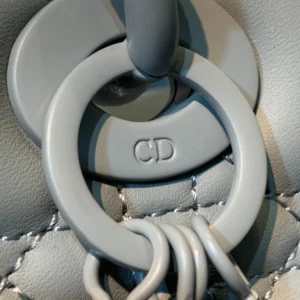 lady 24cm frosted grey Ref: M0565 Size: 24*12*20cm - 图片 8