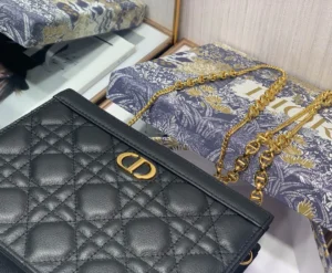 Caro Series Chain Crossbody Leather Bag Size: 19*14*3CM Model: 6418 - 图片 9