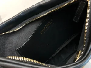 Black Sheepskin Size: 26*30*7*cm - 图片 9