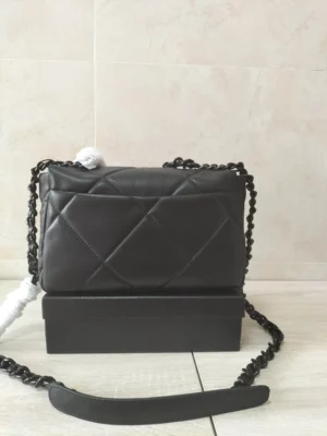 Chane1 Black Sheepskin Electric Black Style: 8069 Size: 26169cm - 图片 9