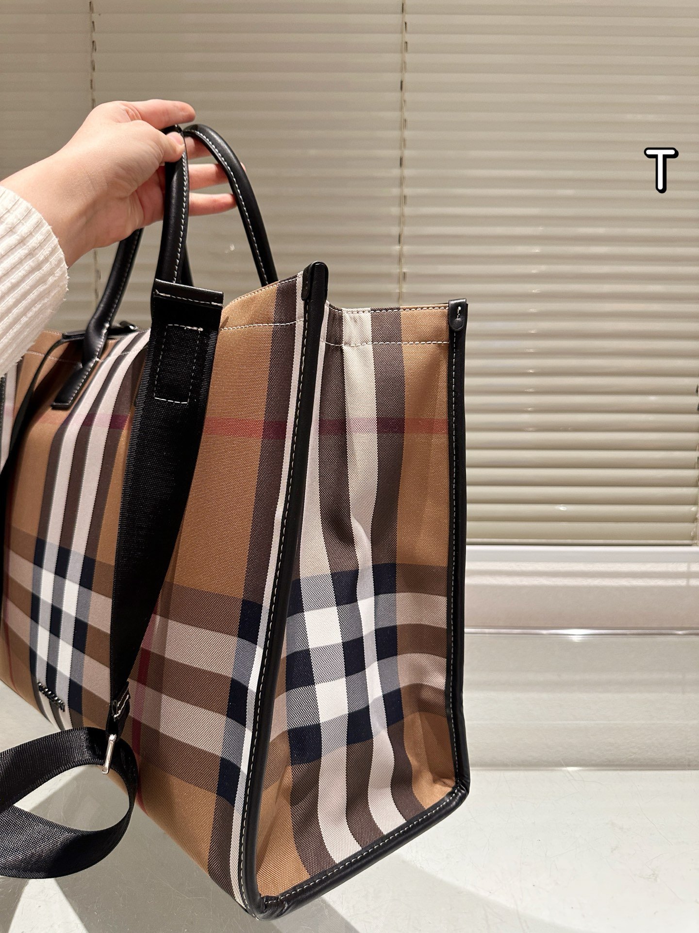 1219e8db678121b58ff8582bd247ed9e