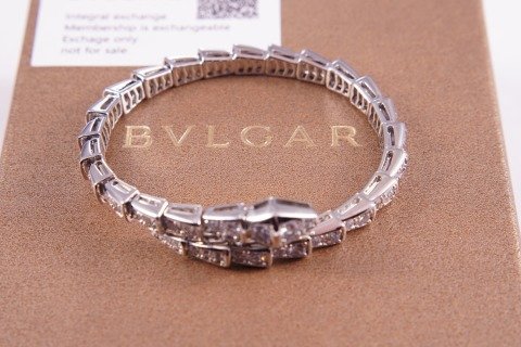 517b749c85ec5ba213e7737bb165e51b