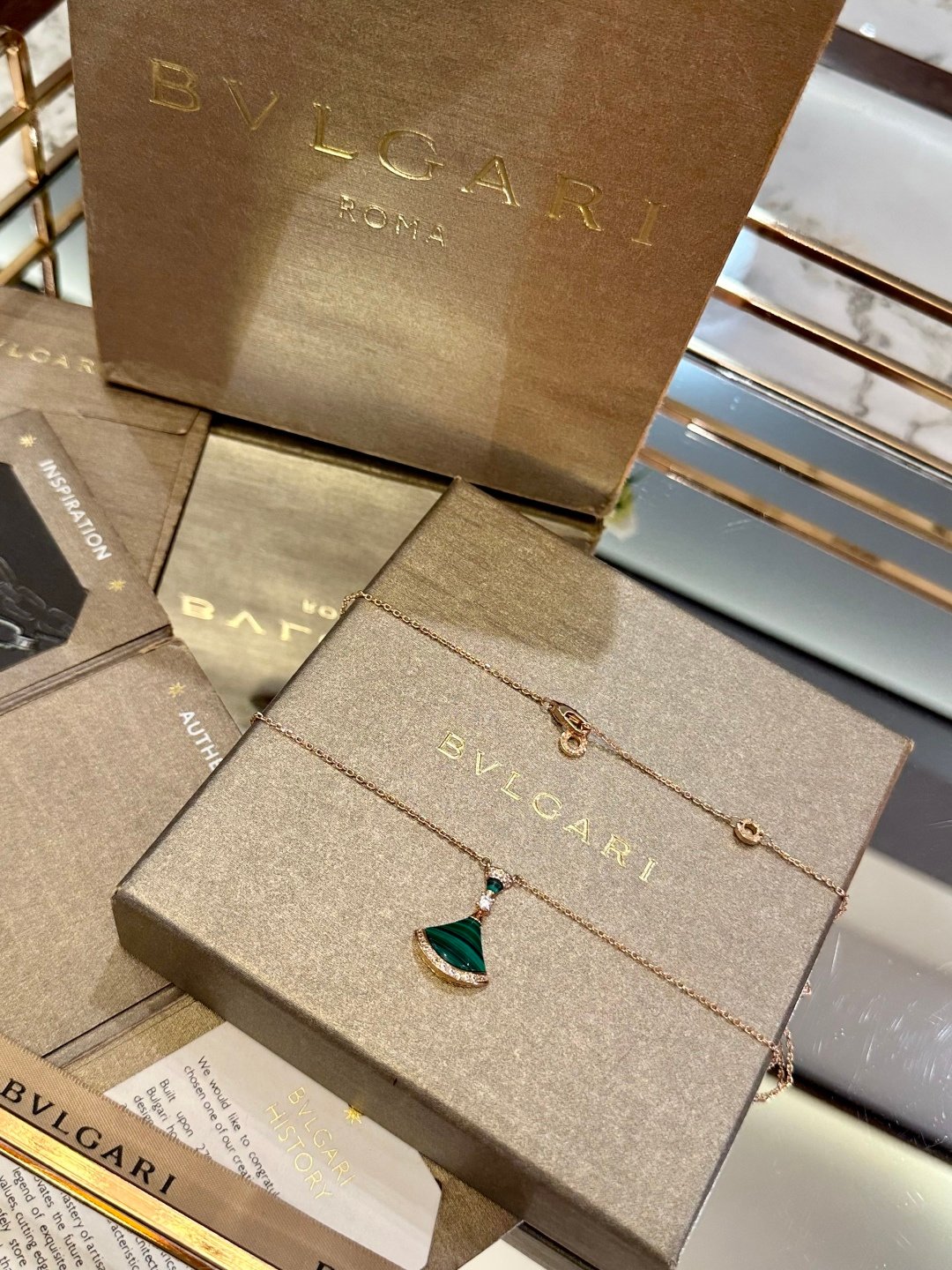 6141f124f7362fafc93cda52779bf550