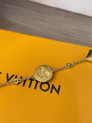 7435212e7b8e87c42764dbc2ceff3ad9