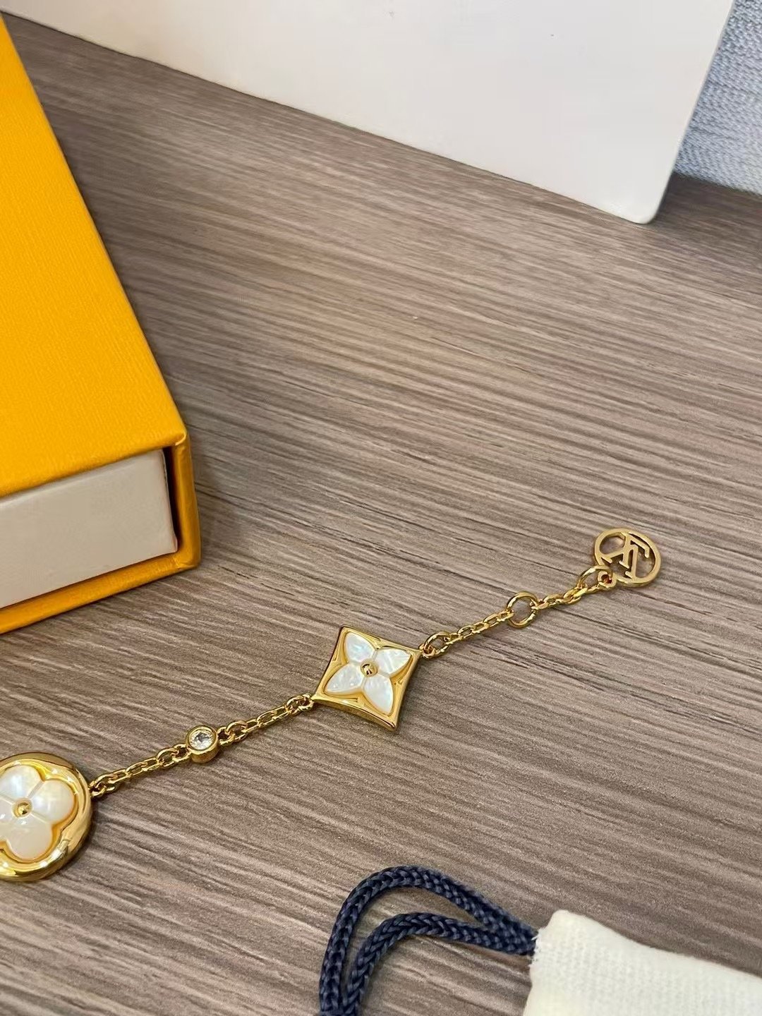 7487e9b2d4a3f00150247f0c509d0bda