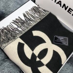 CHANEL Wool big c
