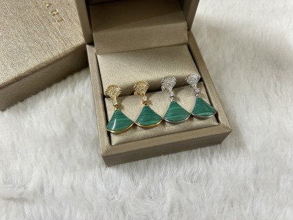 96abab0c78a6e45758bc0ecf9ab7da3b