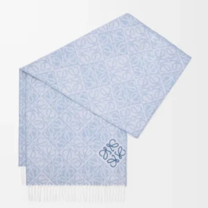 Anagram scarf in wool and cashmere blue