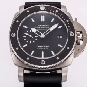Submersible 47 PAM02305 Black