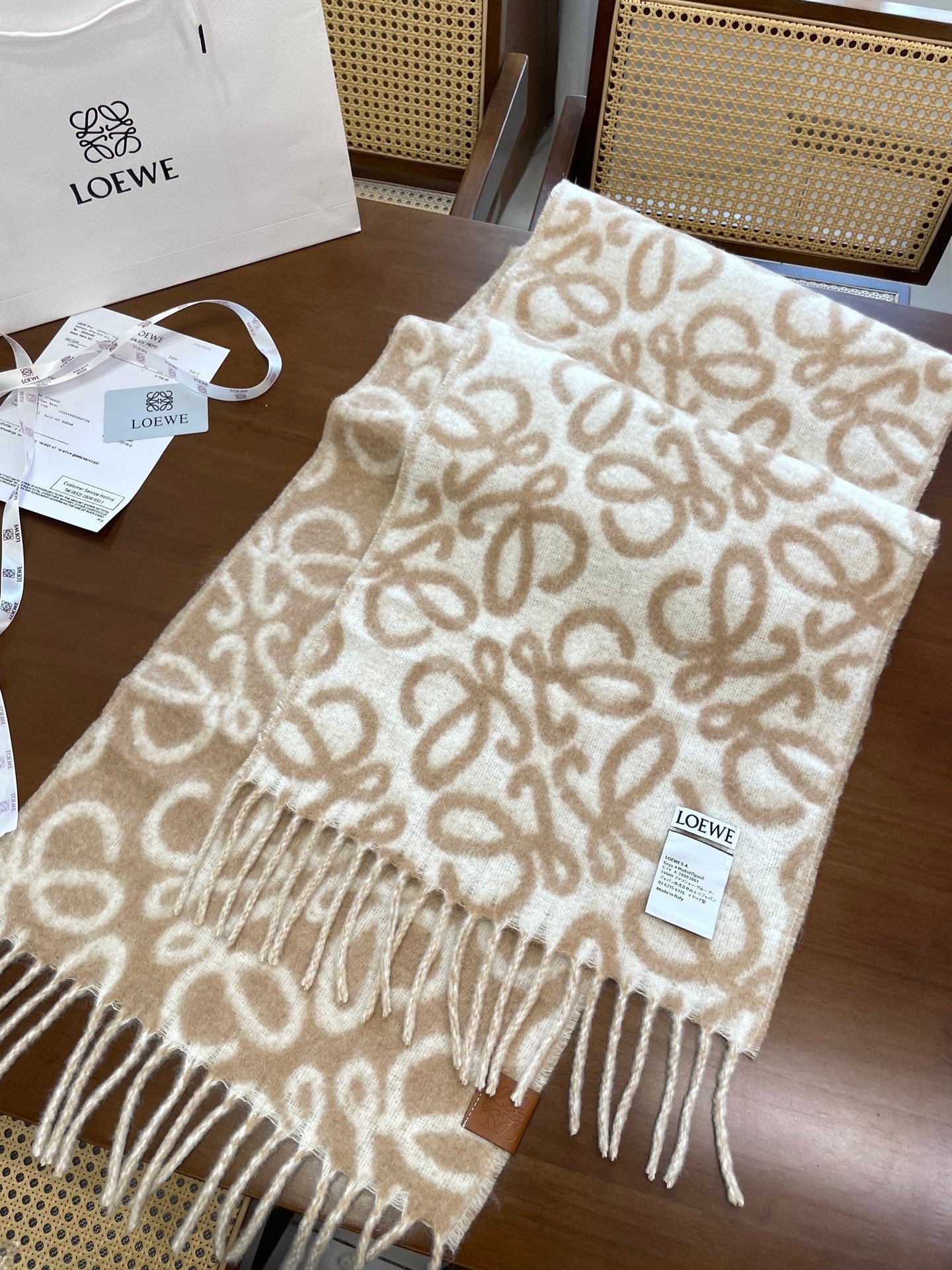 1de749e51f023eb3ce78398266310f4e