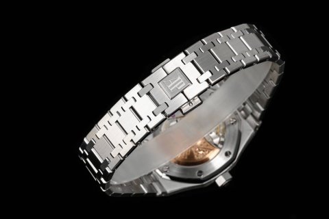 bc9ec07becd4adfa428343a80f2c2c20