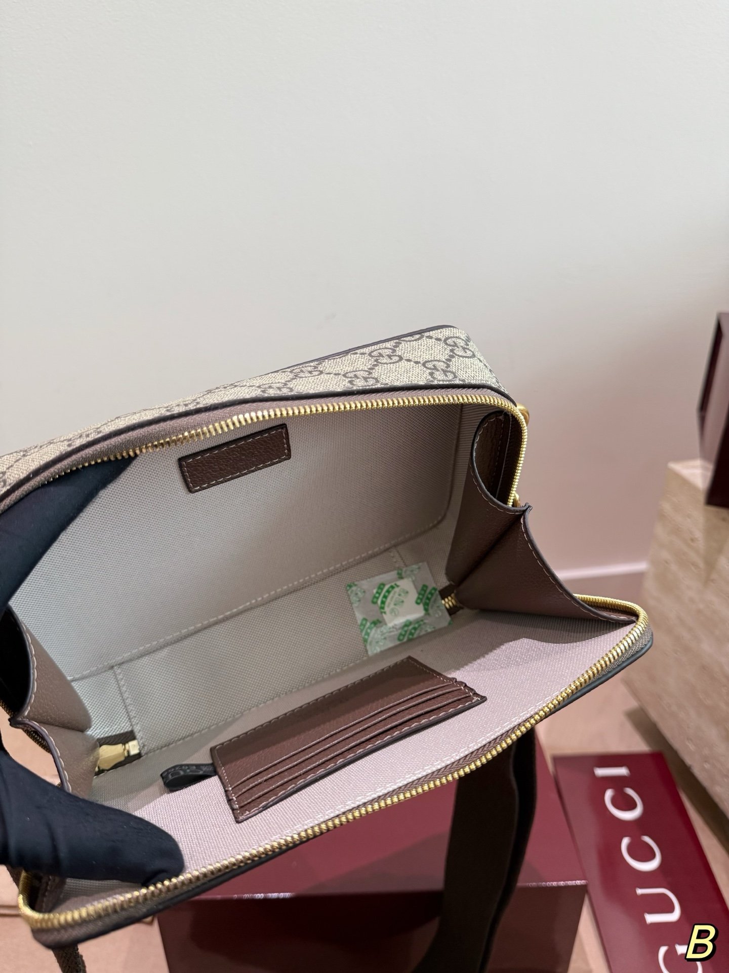 12f12a4887266d4e5ca9d904900313c7